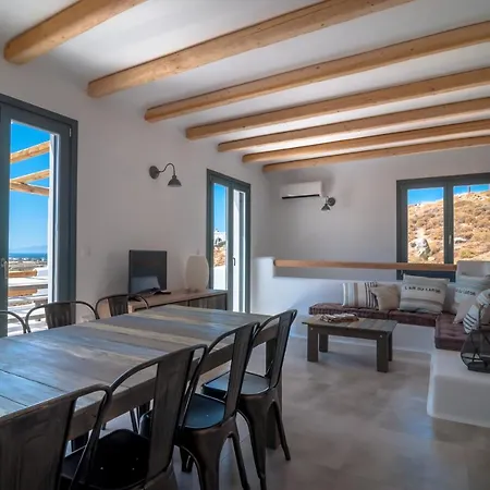 Villa Mikri *