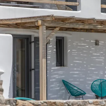 Mikri Villa *
