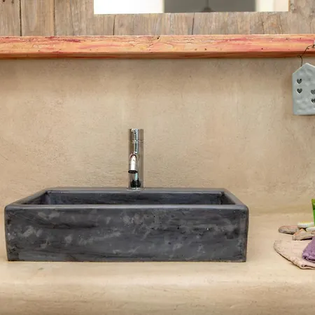 Mikri Vila Mikri Vigla