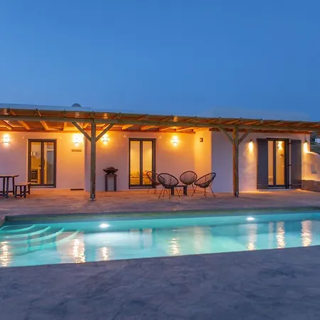 Mikri Villa *